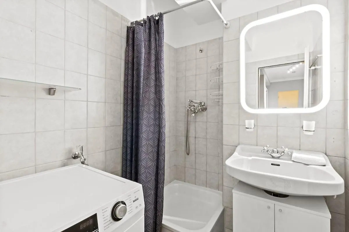Prater Apartment I 80 M2 I Loggia Viyana 0*,  Avusturya